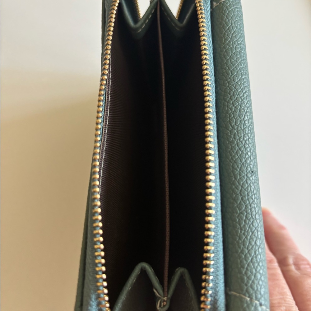 Leather Wallet Green Carrken Style - Picture 5 of 5